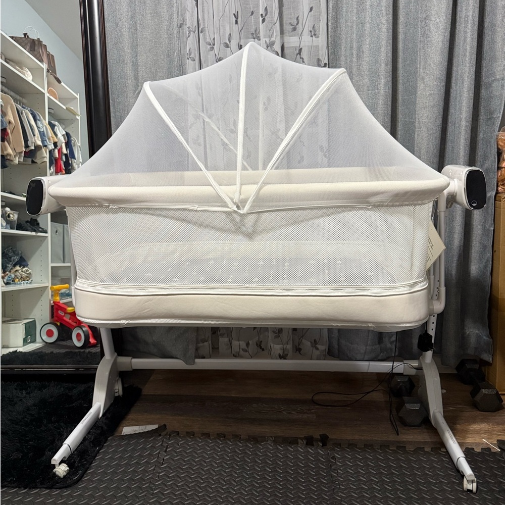 White Baby Bassinet with Canopy